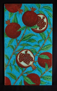 One-piece tile with pomegranate pattern