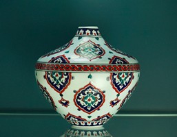 Conical vase with Rumi pattern
